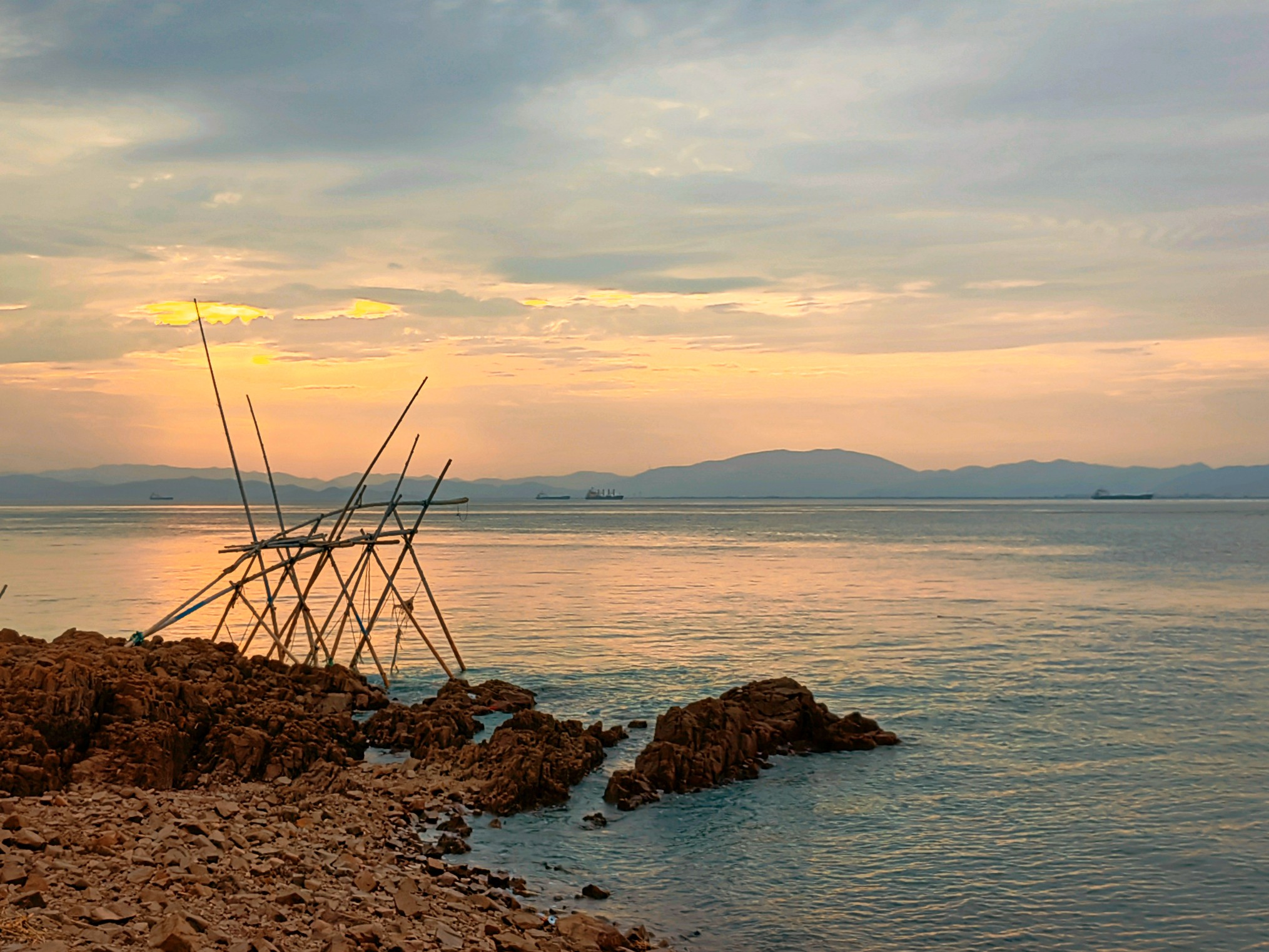 象山海边捕鱼印象