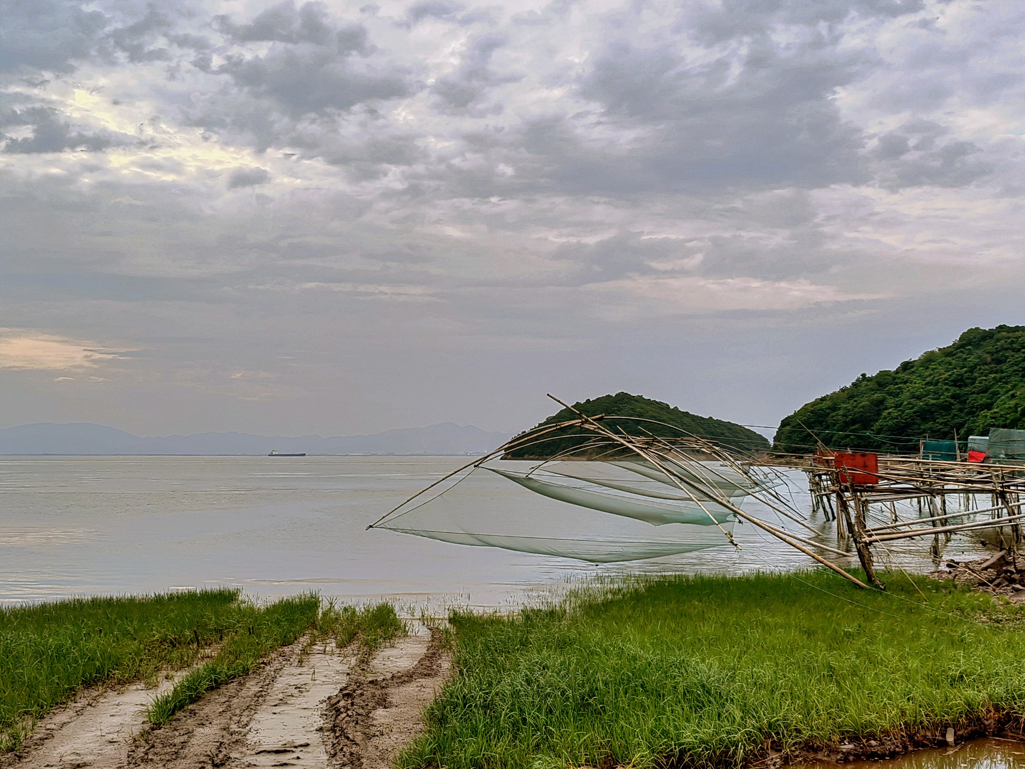 象山海边捕鱼印象