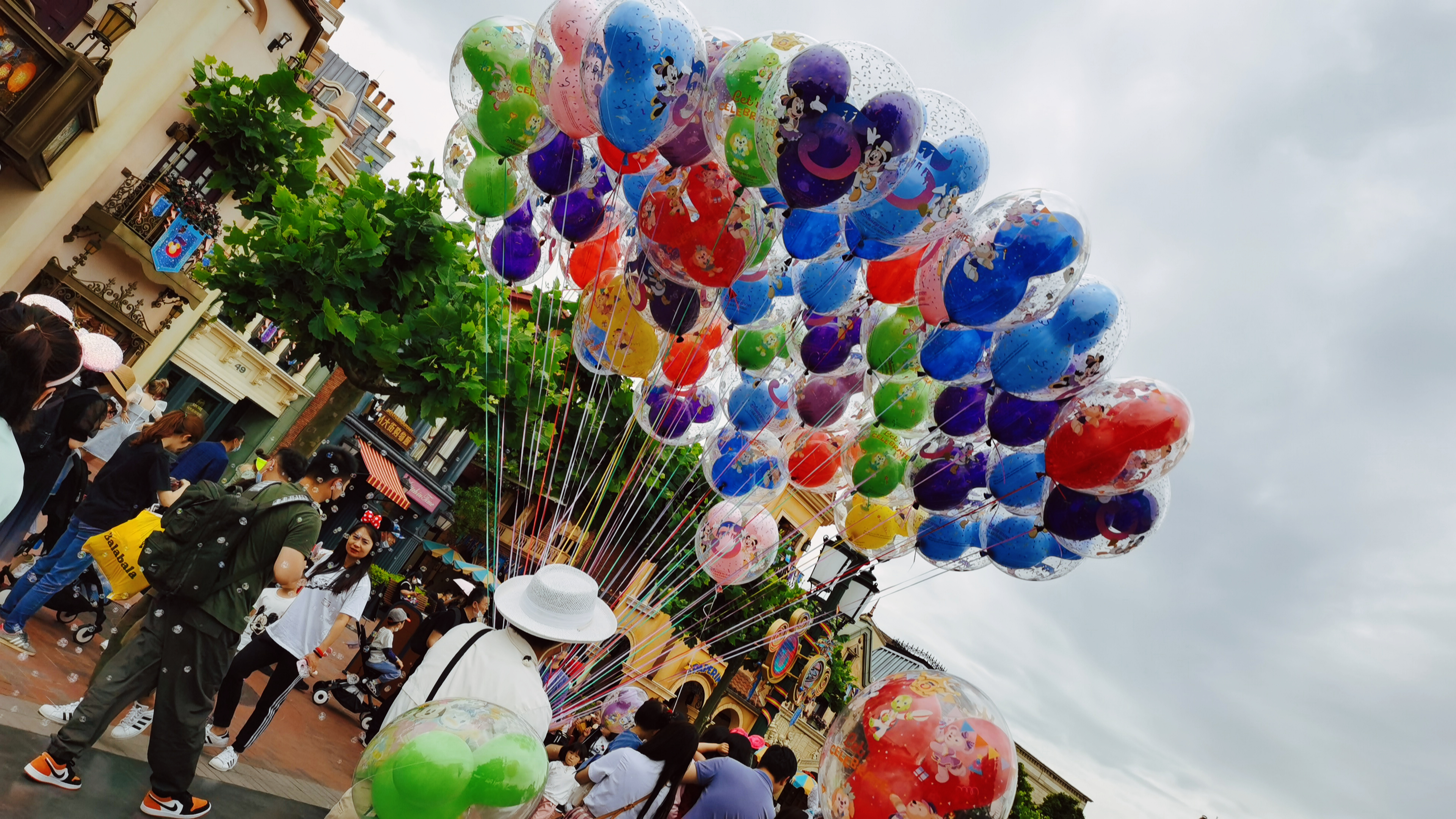 InterPhoto_1621308569146.jpg