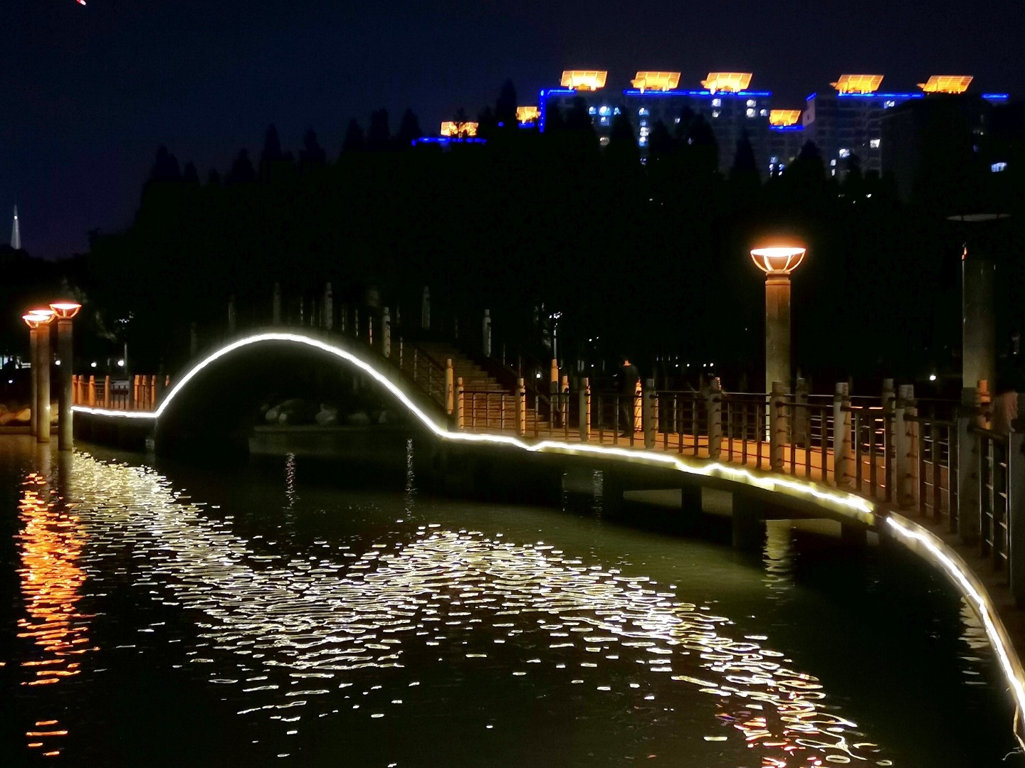 1622859305525_96d08caf-fd50-442a-8db2-06010570e17c_by_weibo_editor.jpg