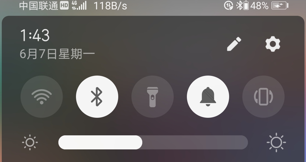 荣耀x10充电图标变成两个闪电是啥意思?