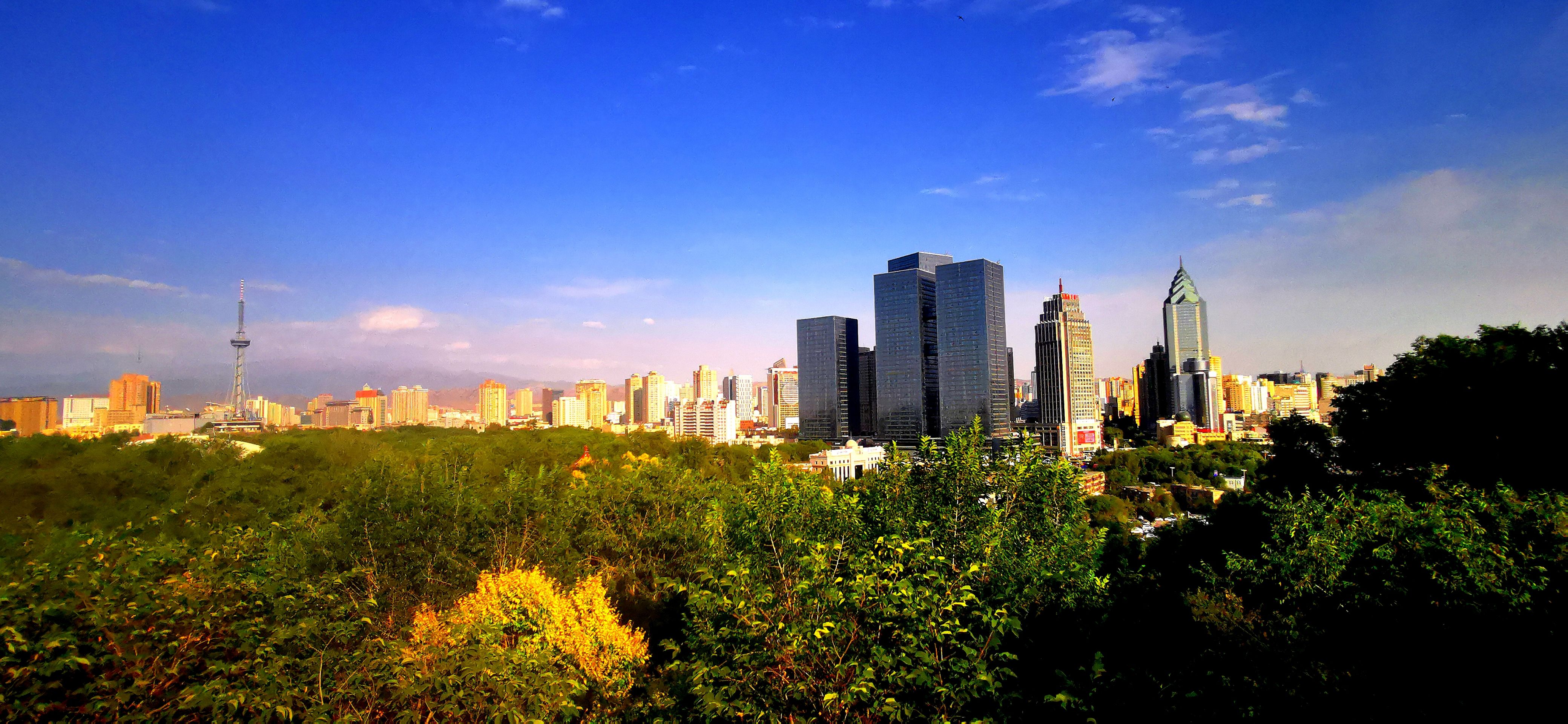 乌鲁木齐市地标红山塔