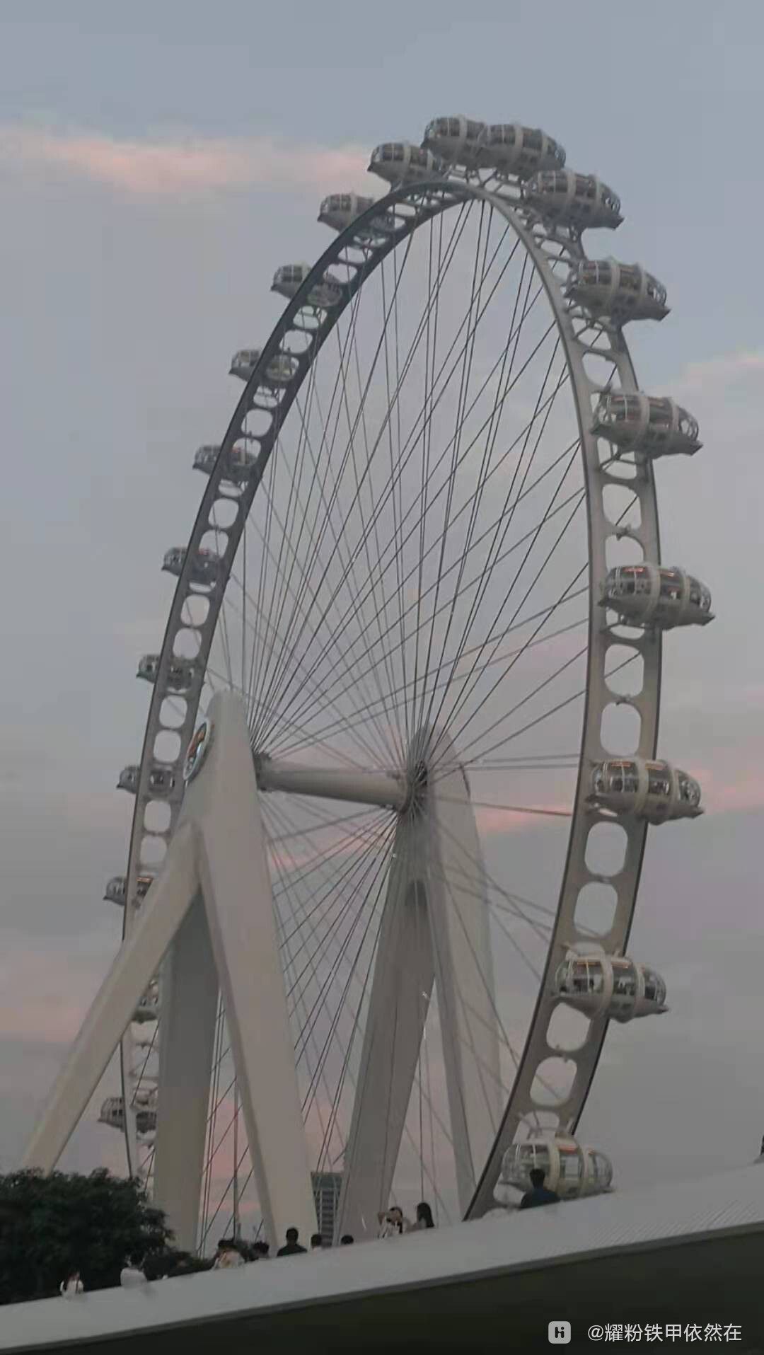 红色的晚霞.jpg