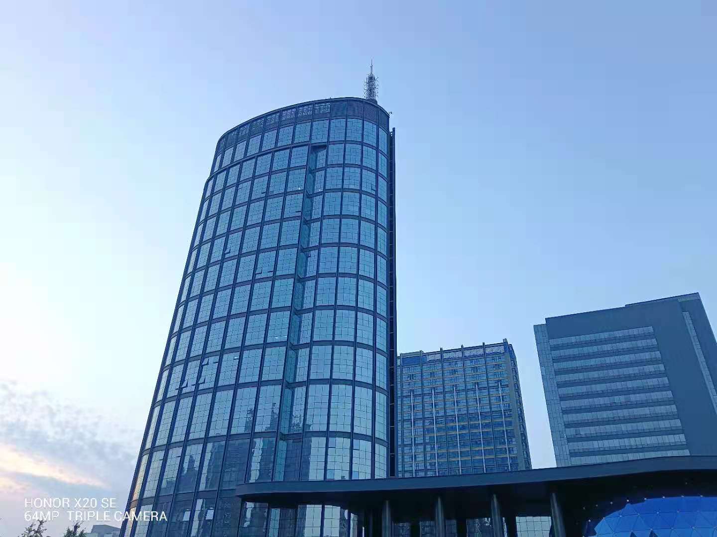 51f536bb32fc6c7b498e5e9c33417e2.jpg