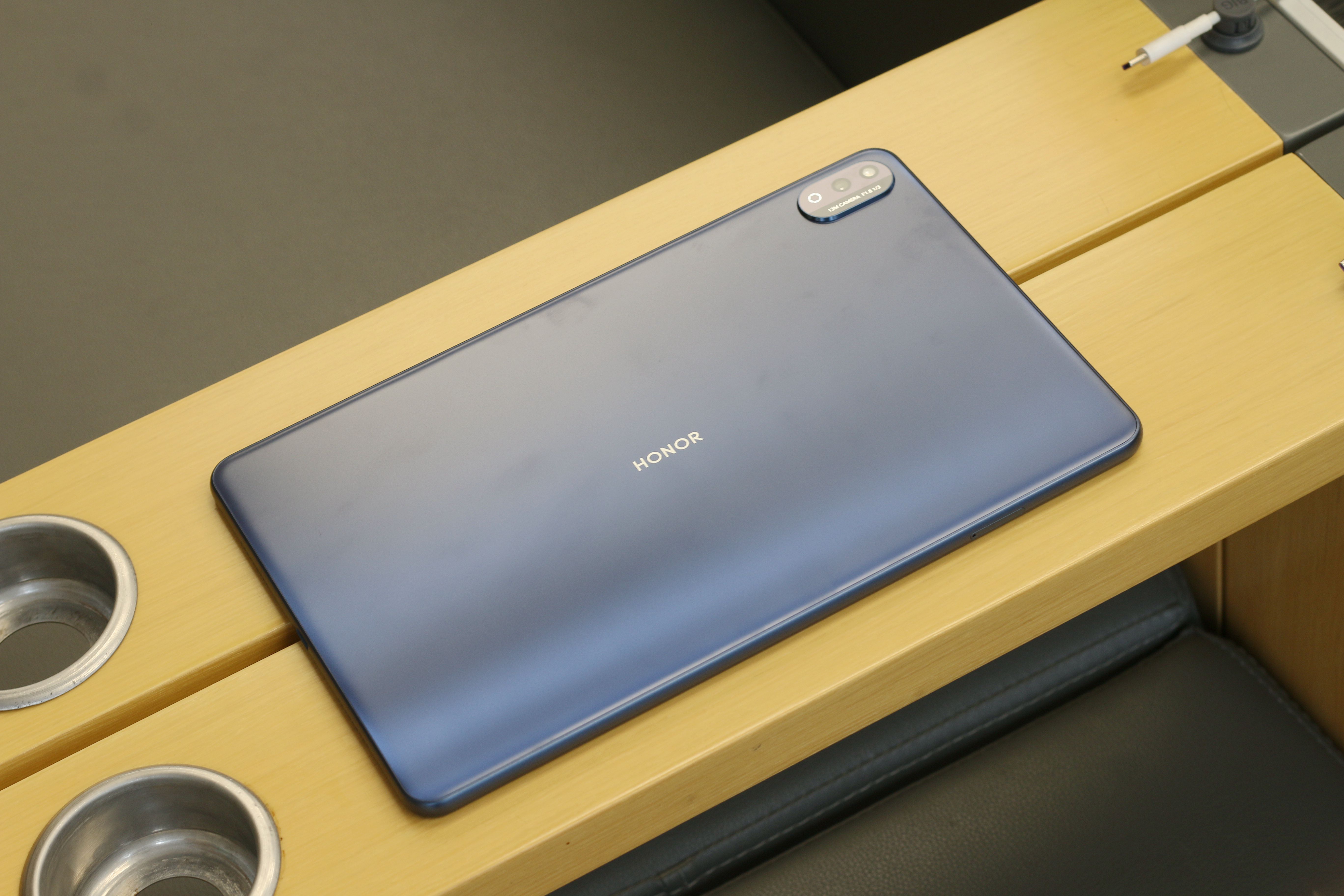 荣耀平板v7测评-5大亮点,告诉你平板买前买后都是生产力