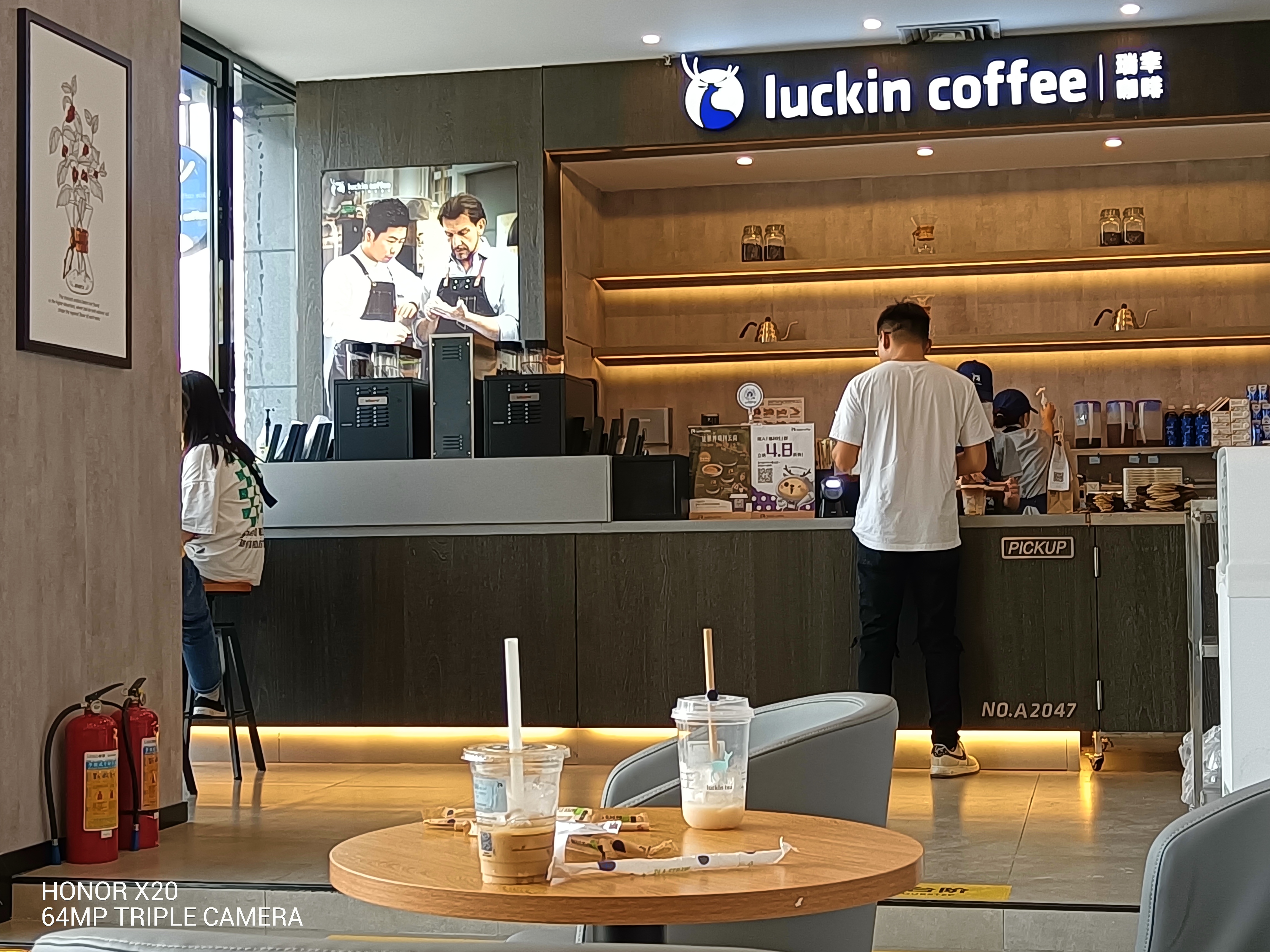 8c8d552775ee0cf893b0ade50ac483b.jpg