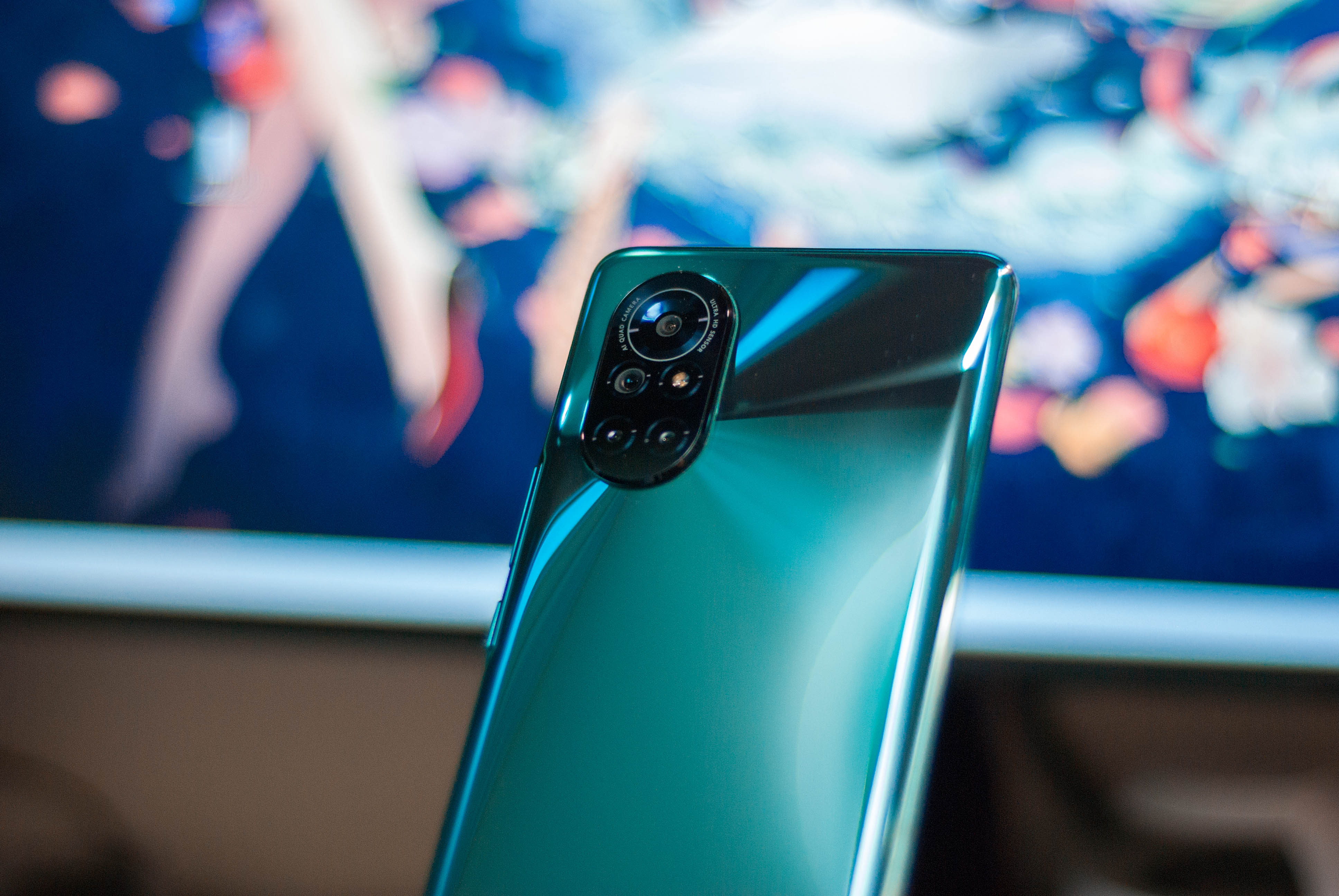 现在给父母买一台新机荣耀v40轻奢版是个不错的选择