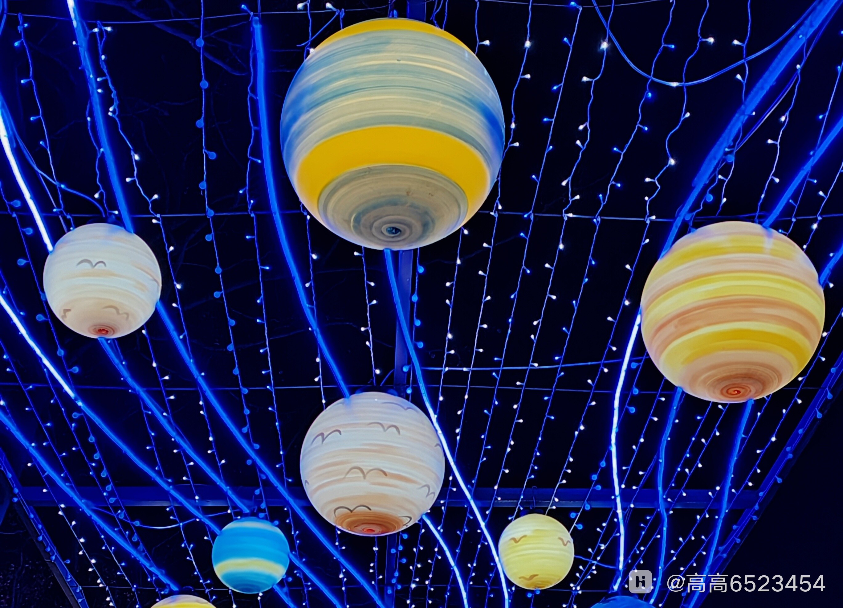 梦幻夜景看湖州广亮广场灯光秀