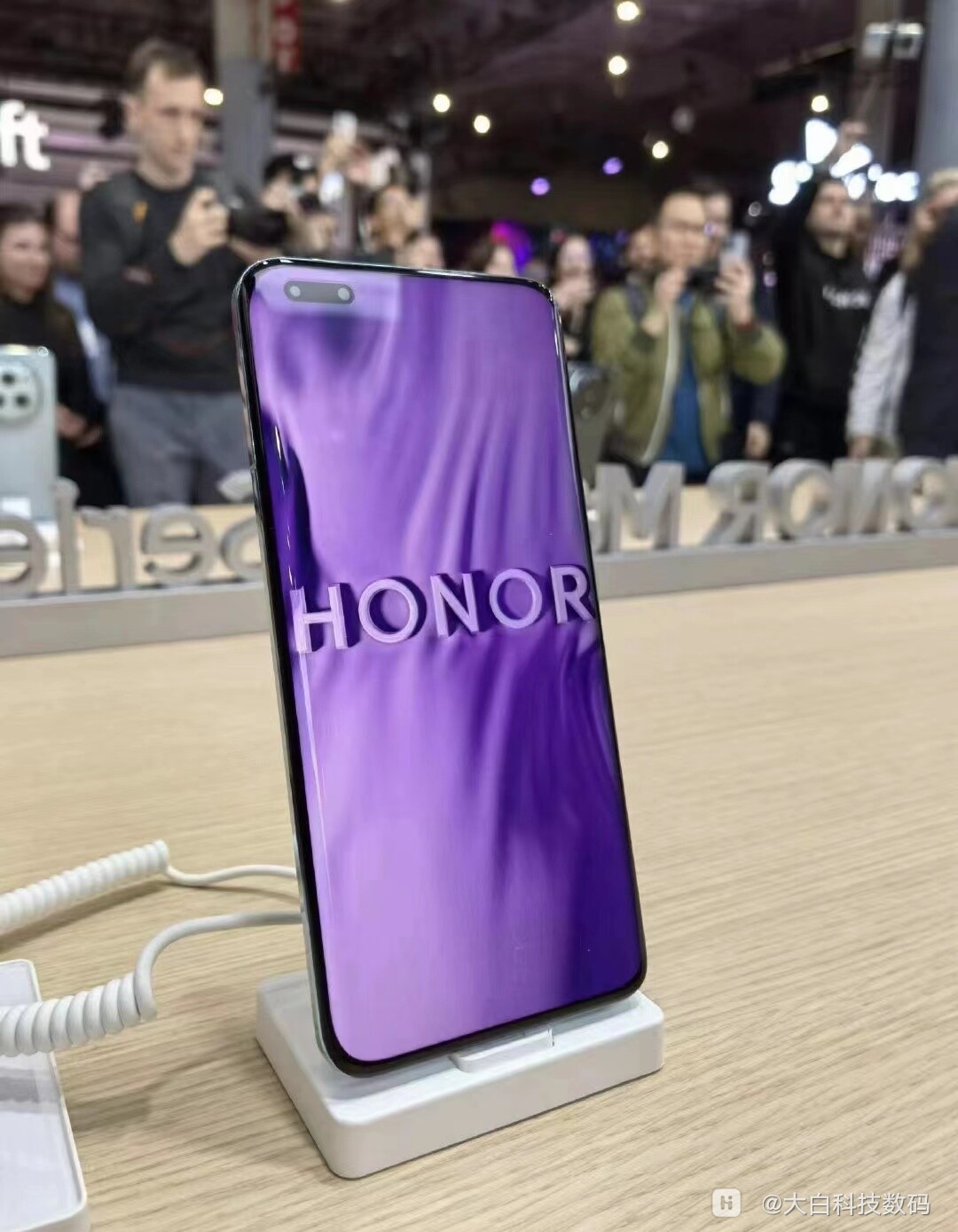 荣耀magic5真机实拍图太惊艳了吧