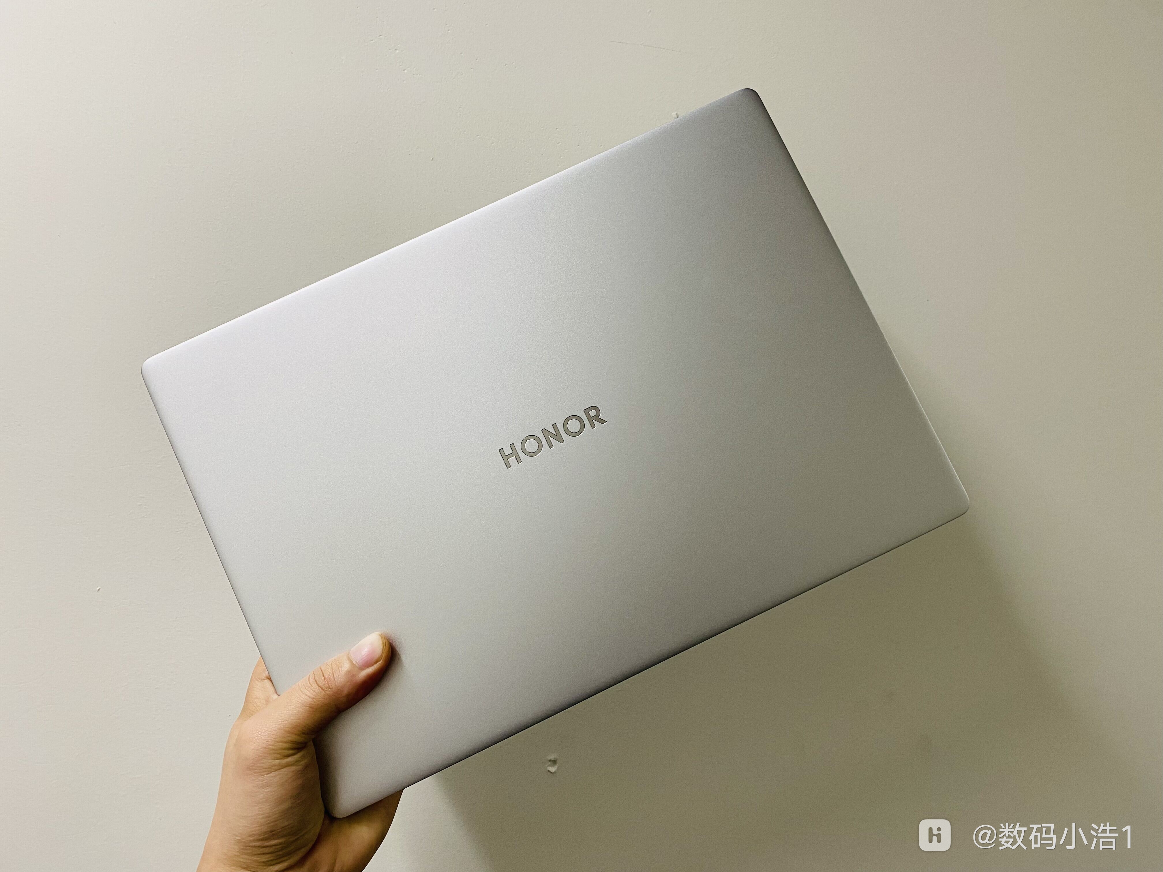 荣耀magicbookx14pro开箱图赏