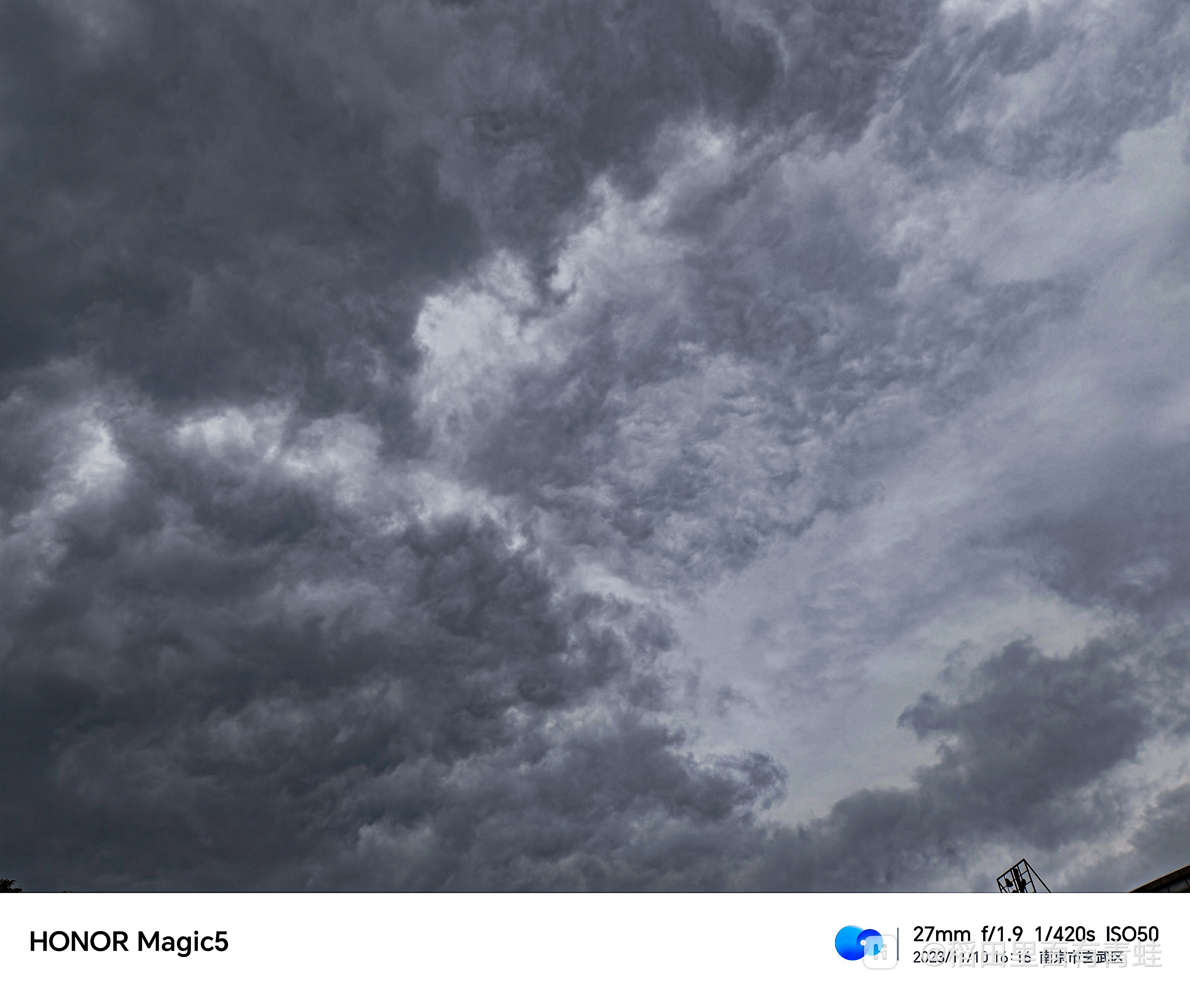 阴天拍摄的天空