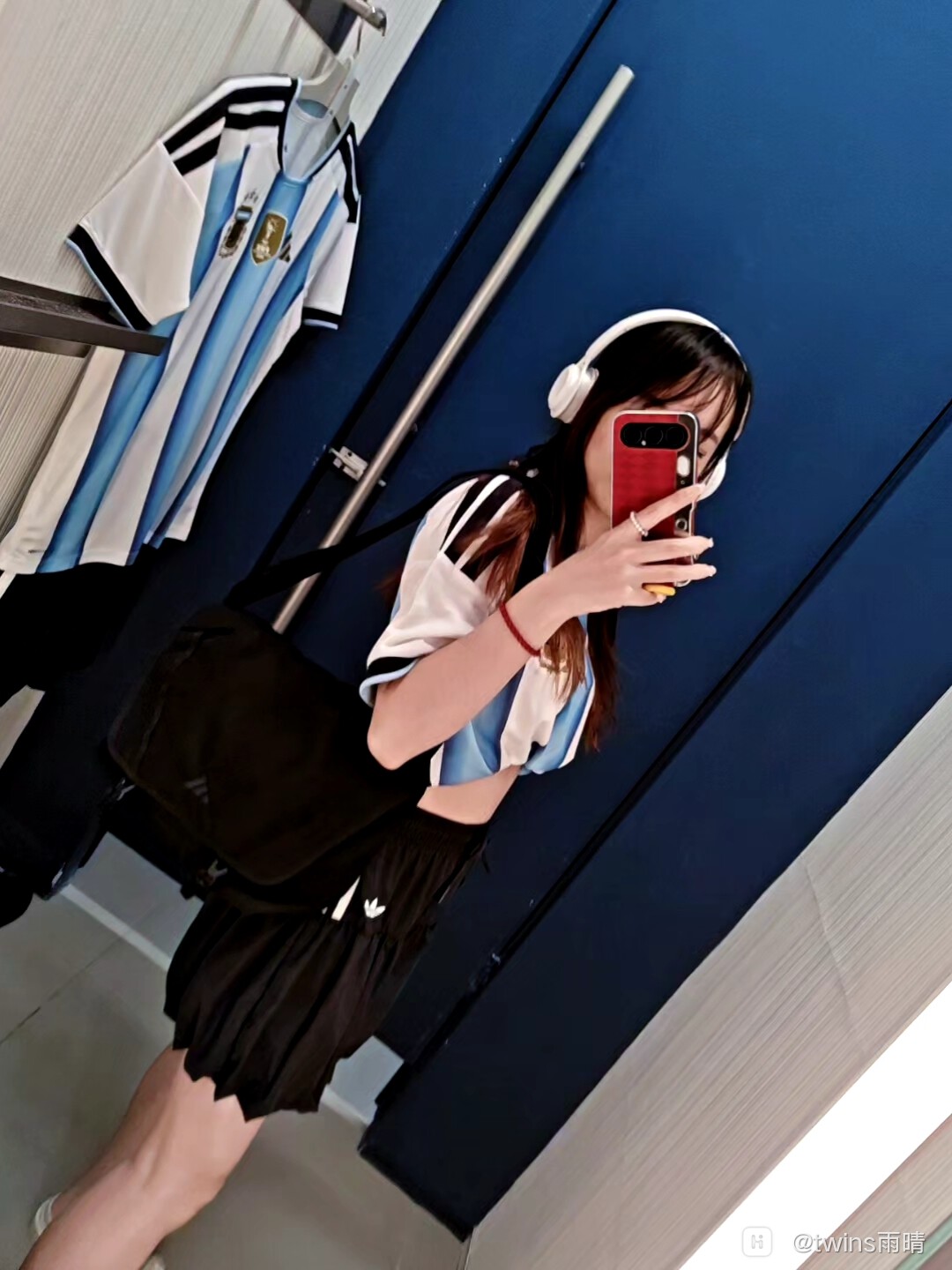 live_1000100498.jpg