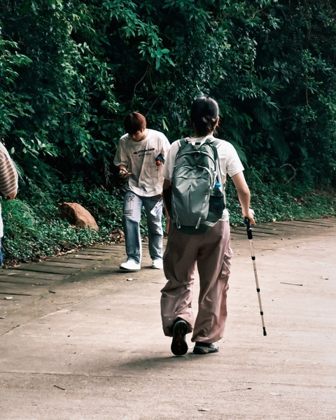 山路上的同行者,爱摄影-荣耀俱乐部