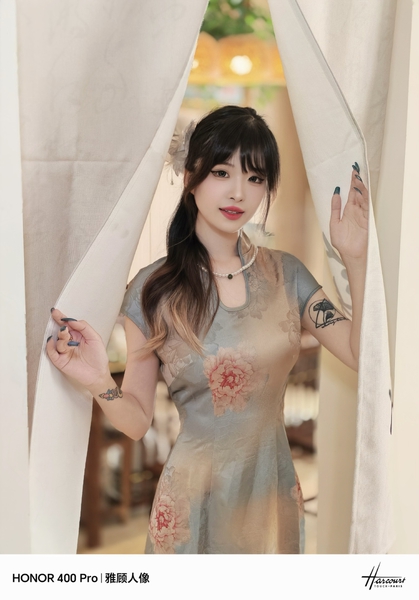 当旗袍邂逅茶香：荣耀手机镜头下的东方美学复兴,爱摄影-荣耀俱乐部