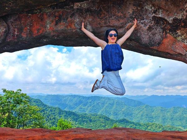 山巅跳跃,爱摄影-荣耀俱乐部