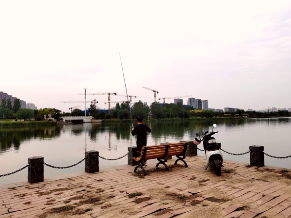 冬影河边垂钓人,慢生活-荣耀俱乐部