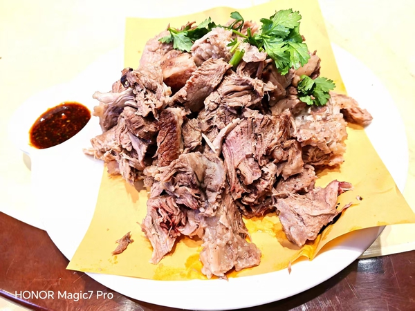 家常聚餐，感觉炸丸子最好吃,爱美食-荣耀俱乐部