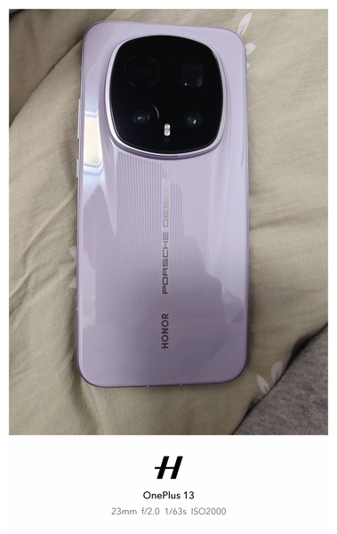 啊宝宝你是一只很可爱的宝宝。顶配紫色还是太权威了。手感好，能不好，想不出这手机还有什么缺点。最全能的一代,荣耀Magic8系列-荣耀俱乐部