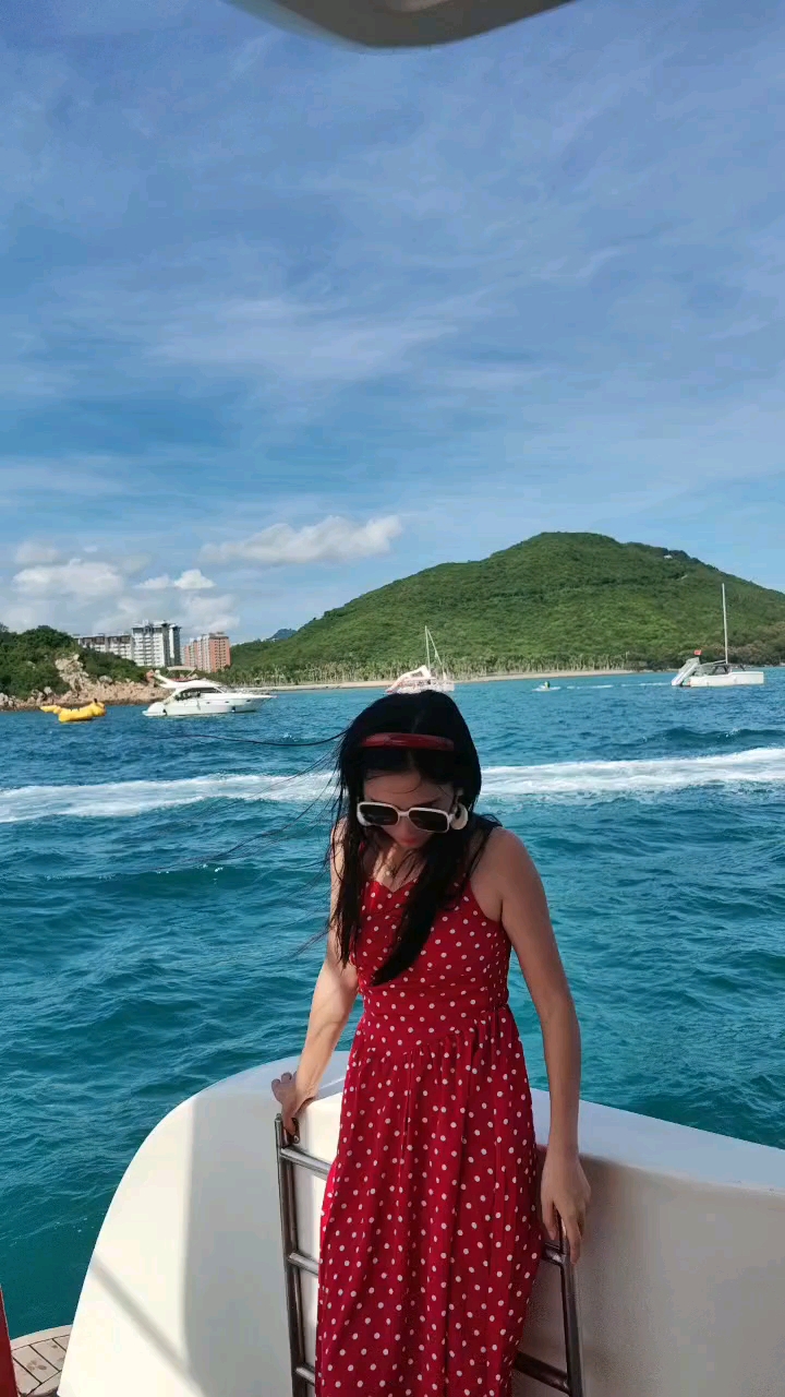 闪耀女生小视频｜路都是自己选的,爱摄影-荣耀俱乐部