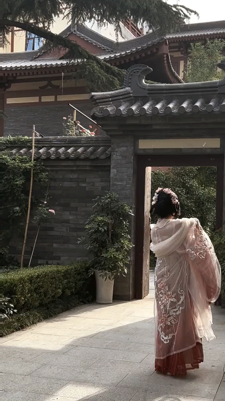 闪耀女生|人间何所以，观风与月舒,爱摄影-荣耀俱乐部