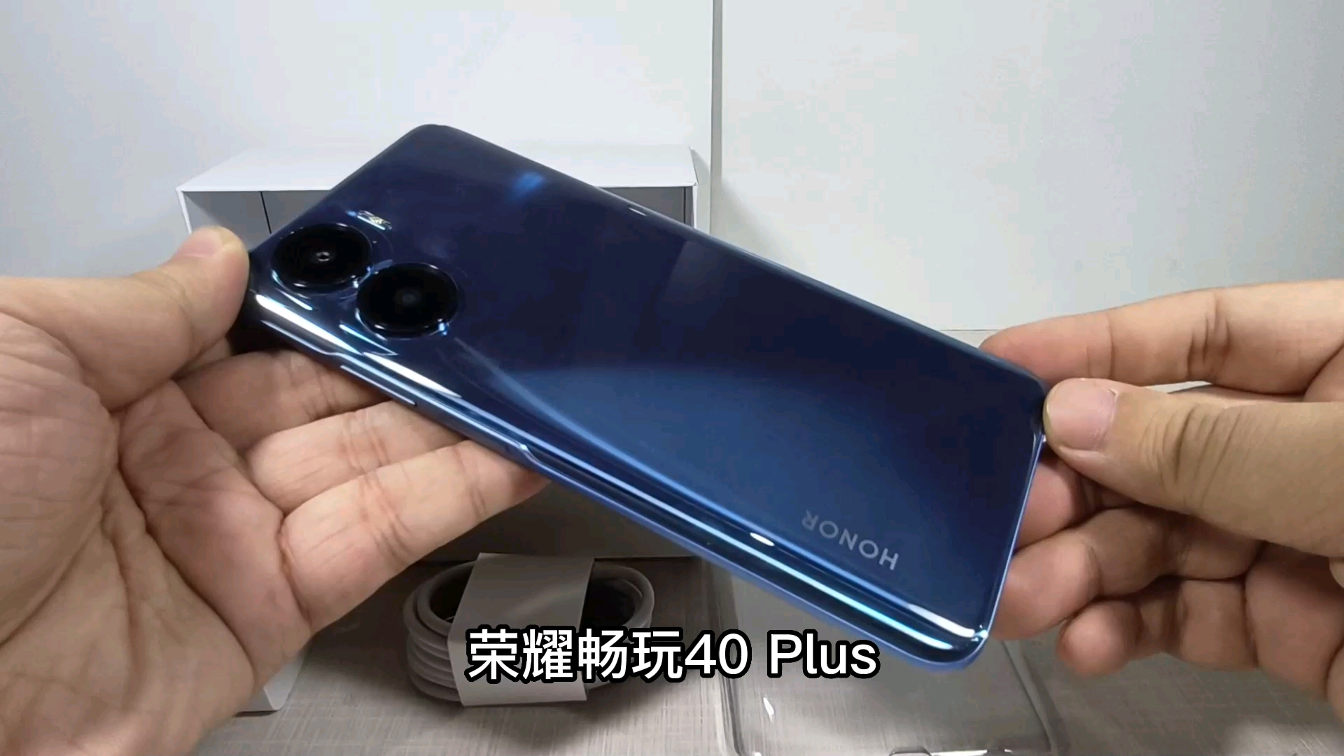 6000毫安大电池，1199元的5G手机荣耀畅玩40Plus开箱,荣耀畅玩40系列-荣耀俱乐部
