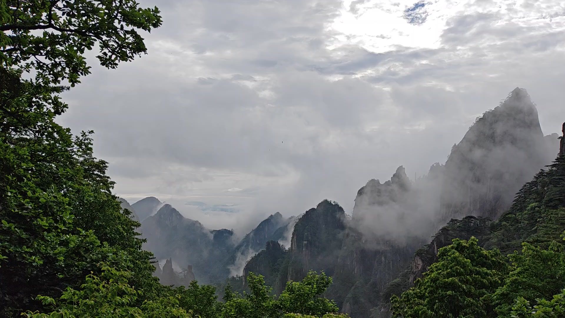 黄山雨后日出，云海升腾，延时摄影,荣耀400系列-荣耀俱乐部