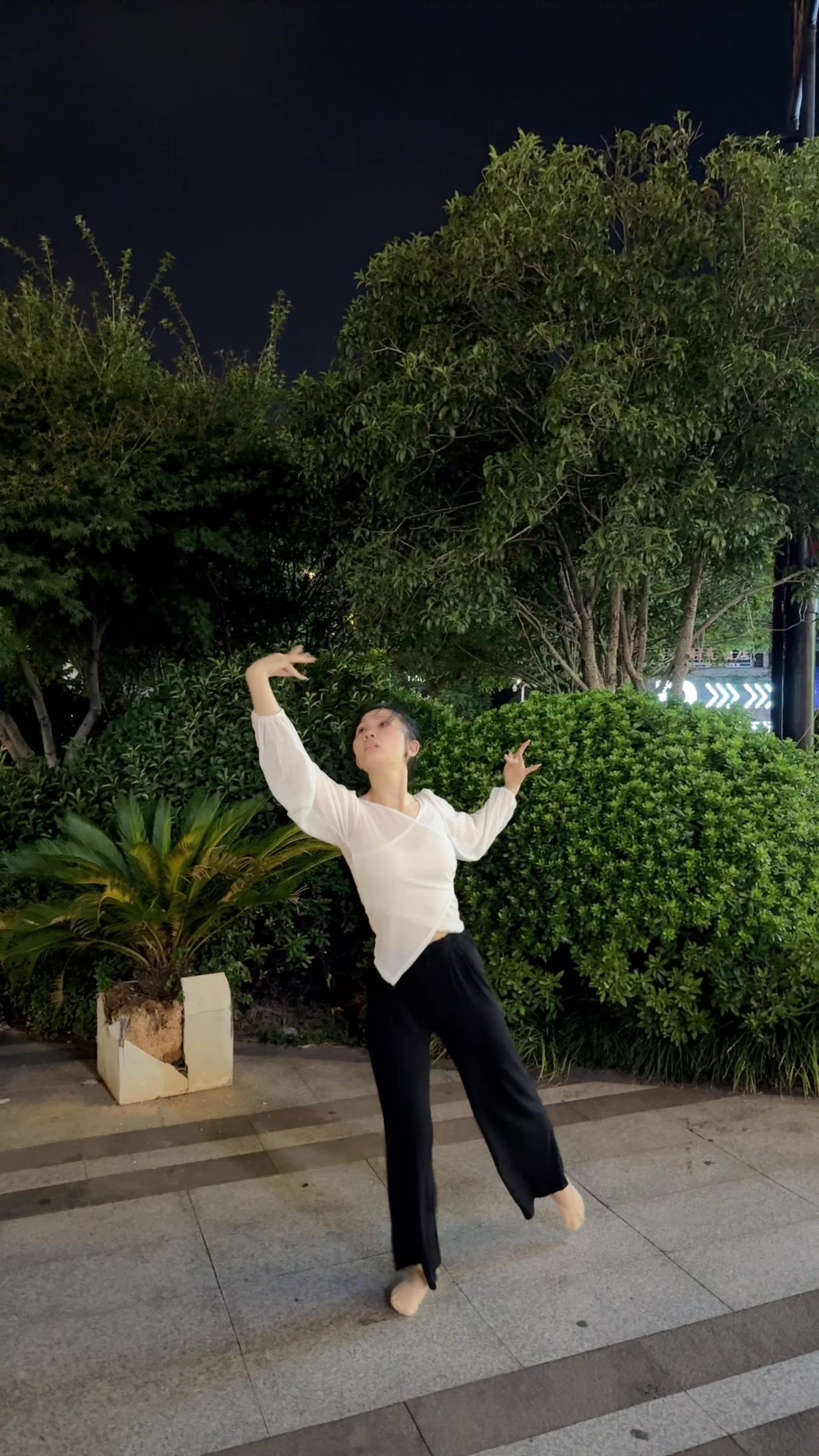 【闪耀女生】穿过狂野的风，你慢些走,荣耀400系列-荣耀俱乐部